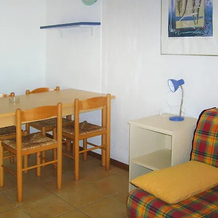 Апартаменты In Near Sandy Beach, Cleaning Included