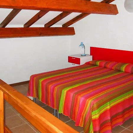 In Near Sandy Beach, Cleaning Included Appartement Ghisonaccia